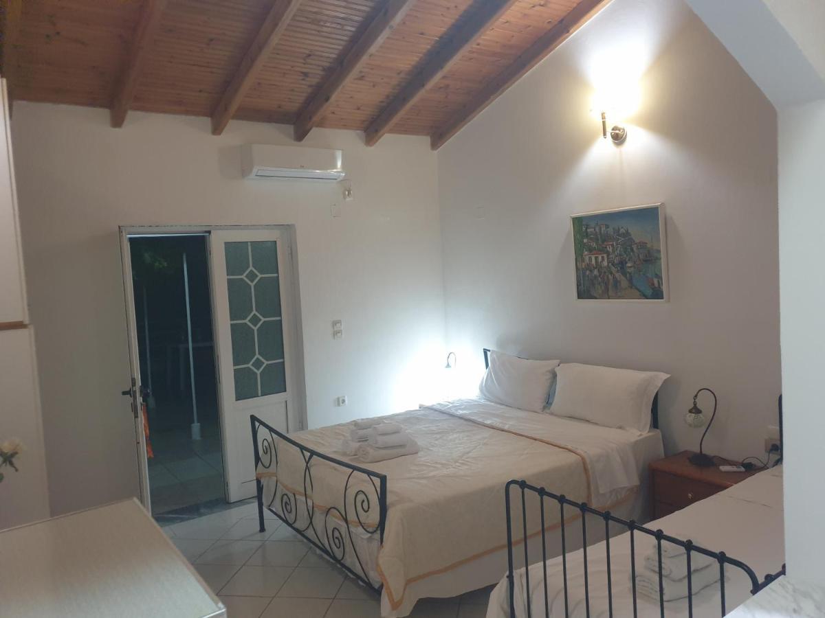 Rosemary House Guest House Sarande Ngoại thất bức ảnh