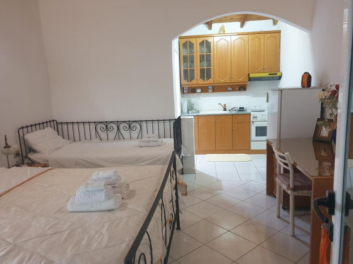 Rosemary House Guest House Sarande Ngoại thất bức ảnh